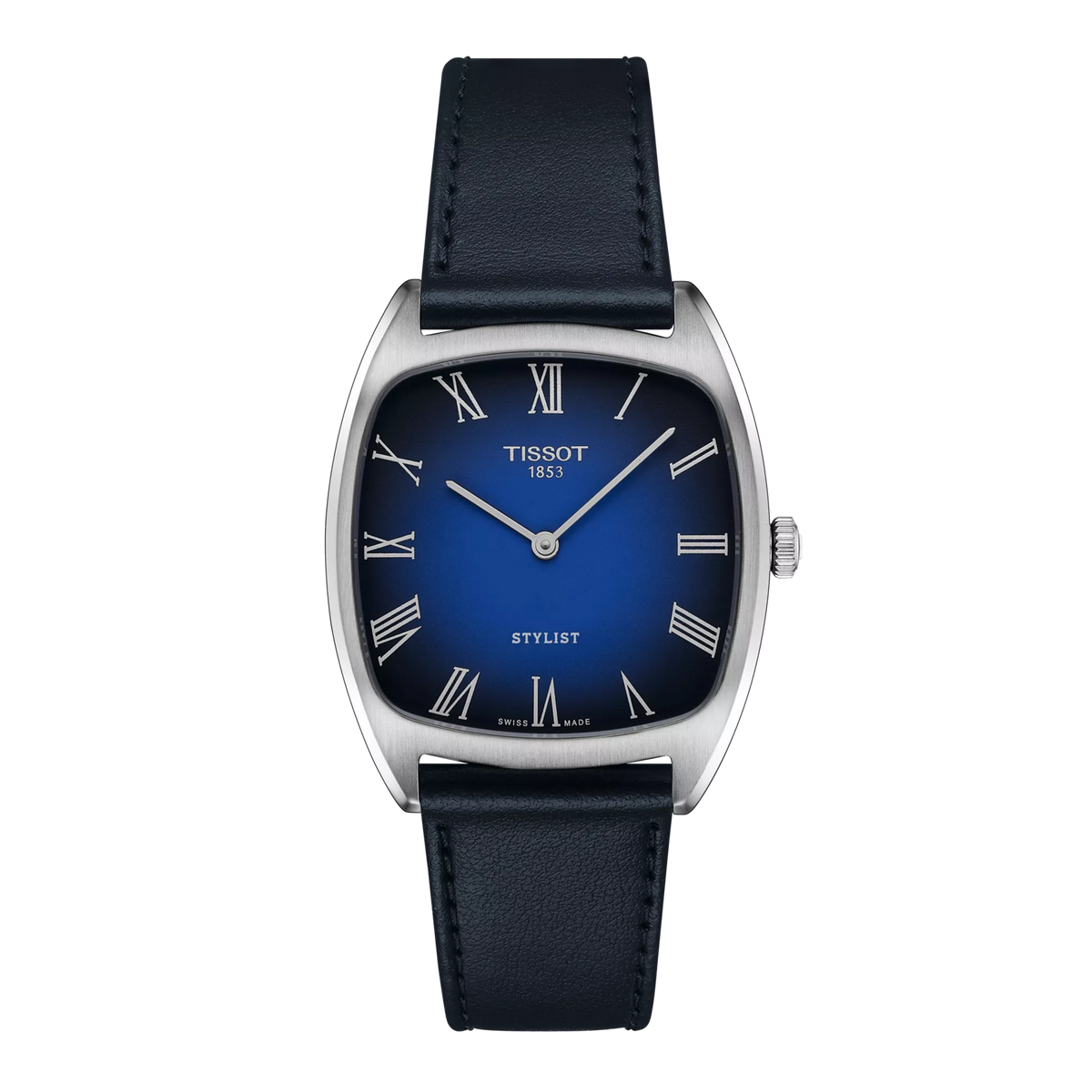 Zilveren horloge met een vierkante blauwe wijzerplaat en Romeinse cijfers, afgewerkt met een zwarte leren band.