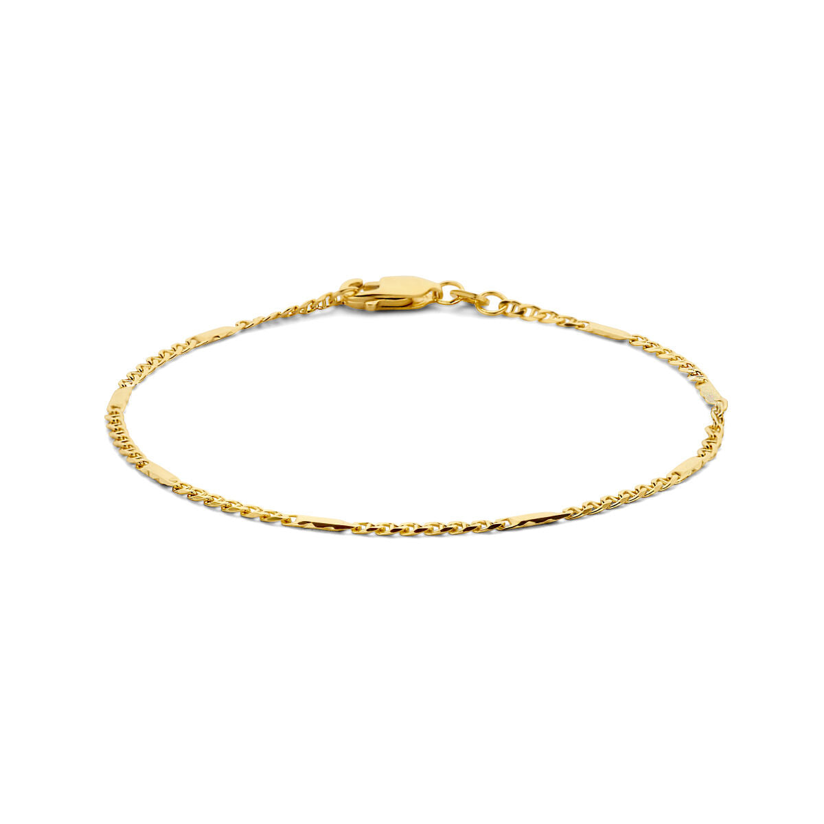 Armband van 14K geelgoud met een valkenoog tussenstuk en een fijne schakel.