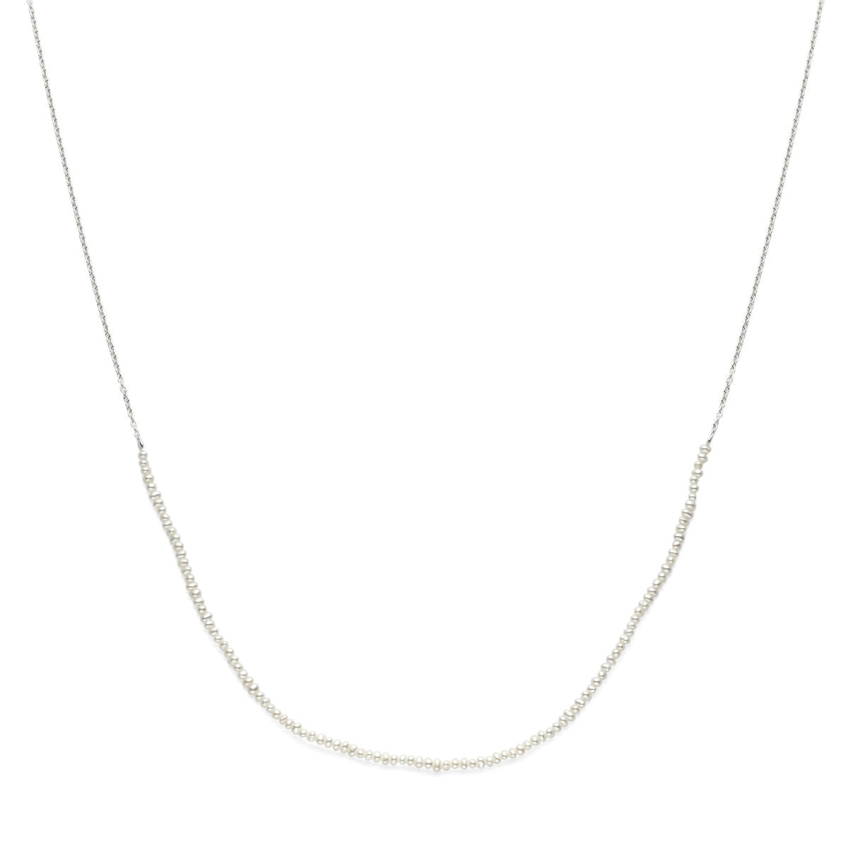 Zilveren collier van gerhodineerde parels, lengte 41 - 45 cm, met een subtiele glans.