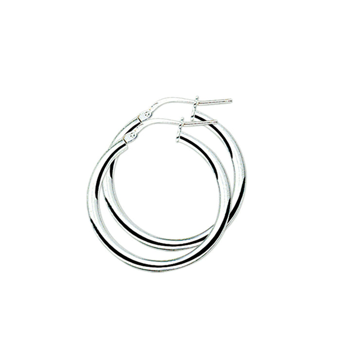 Ronde oorringen van gerhodineerd zilver met een buisvormige afwerking.