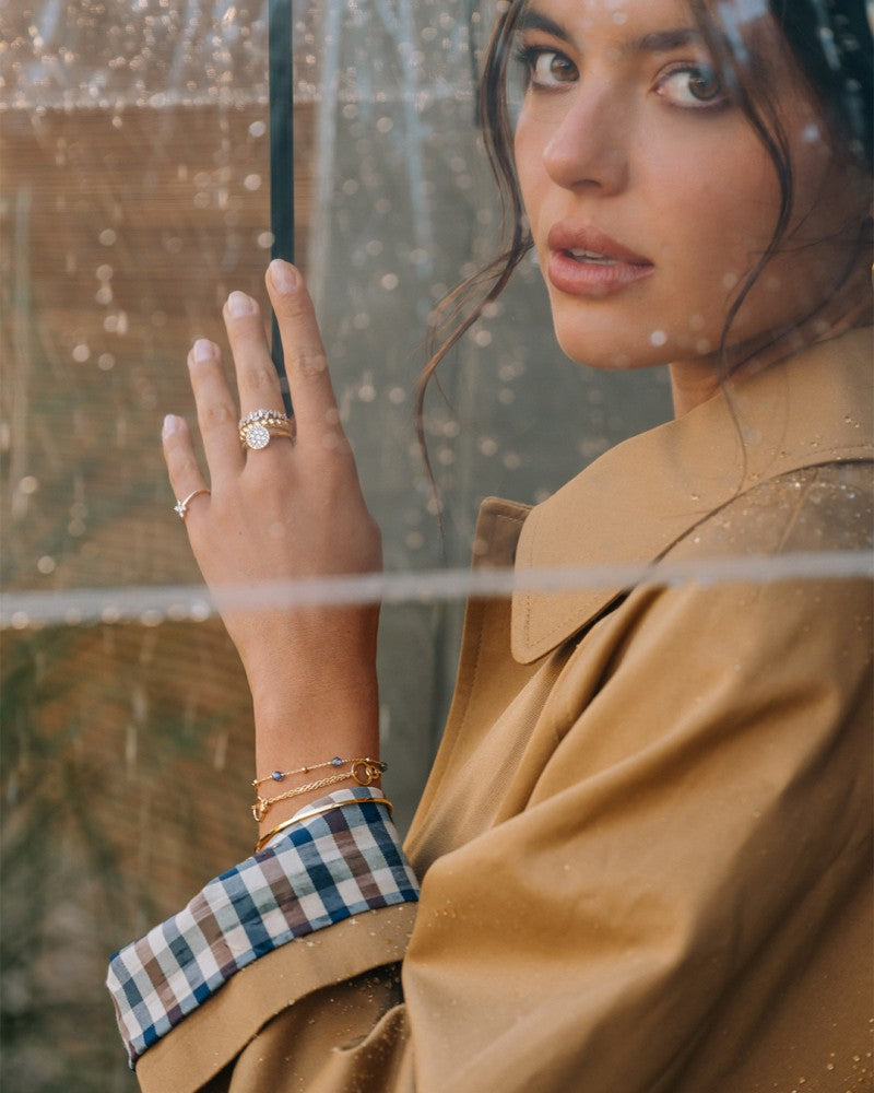 Geelgouden Armband met Dubbele Rij en Verbonden Cirkel Elementen – 14-Karaat Luxe voor Dames