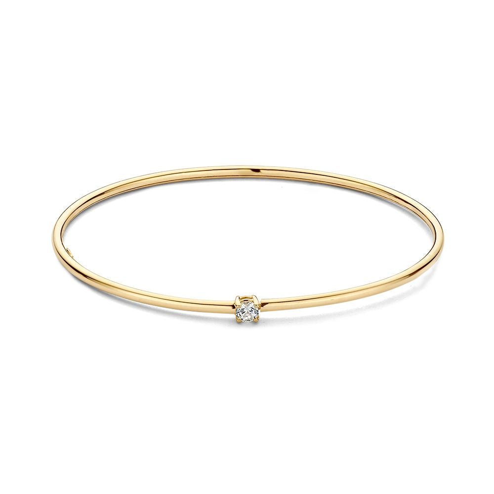 Geelgouden bangle armband van 14 karaat met een enkele zirkonia, 19 cm lang.