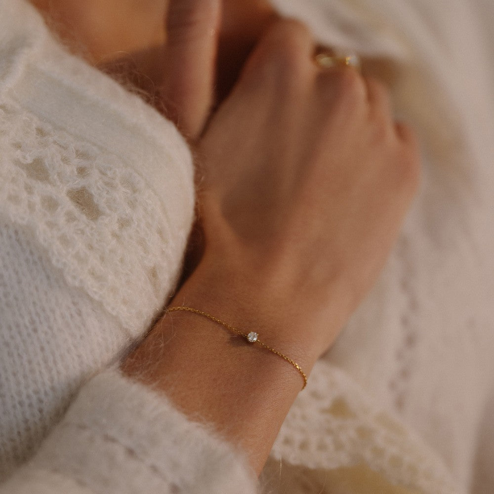 Armband Olivia 0,15 crt. witgoud