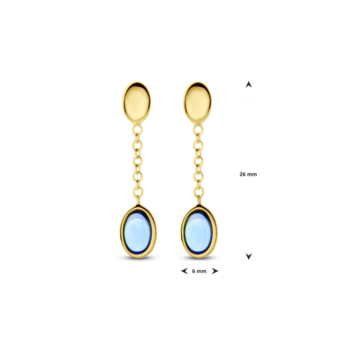 De Van der Kooij Collectie oorhangers london blue topaas 26 mm 14K geelgoud hebben ovale london blue topaas edelstenen verbonden door kleine gouden stekers. Deze dames sieraden meten 26x6 mm en zijn afgebeeld op een witte achtergrond.