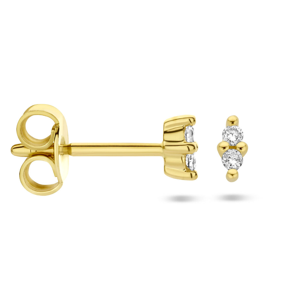 Van der Kooij Collectie oorknoppen diamant 0.04ct (2x 0.02ct) h p1 in 14K geelgoud, getoond van zij- en voorkant op witte achtergrond-tijdloze diamanten oorbellen voor iedere dames sieraden collectie.