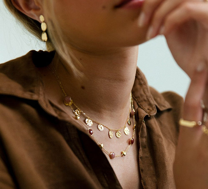 14K Geelgouden Collier met Gehamerde Coins – Elegant Sieraad voor Dames