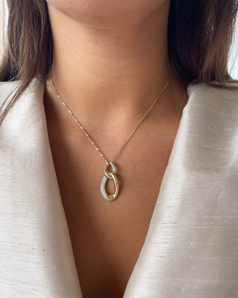 Luxe Geelgouden Schakelhanger met Diamanten en Elegant Collier – Tijdloze Elegantie