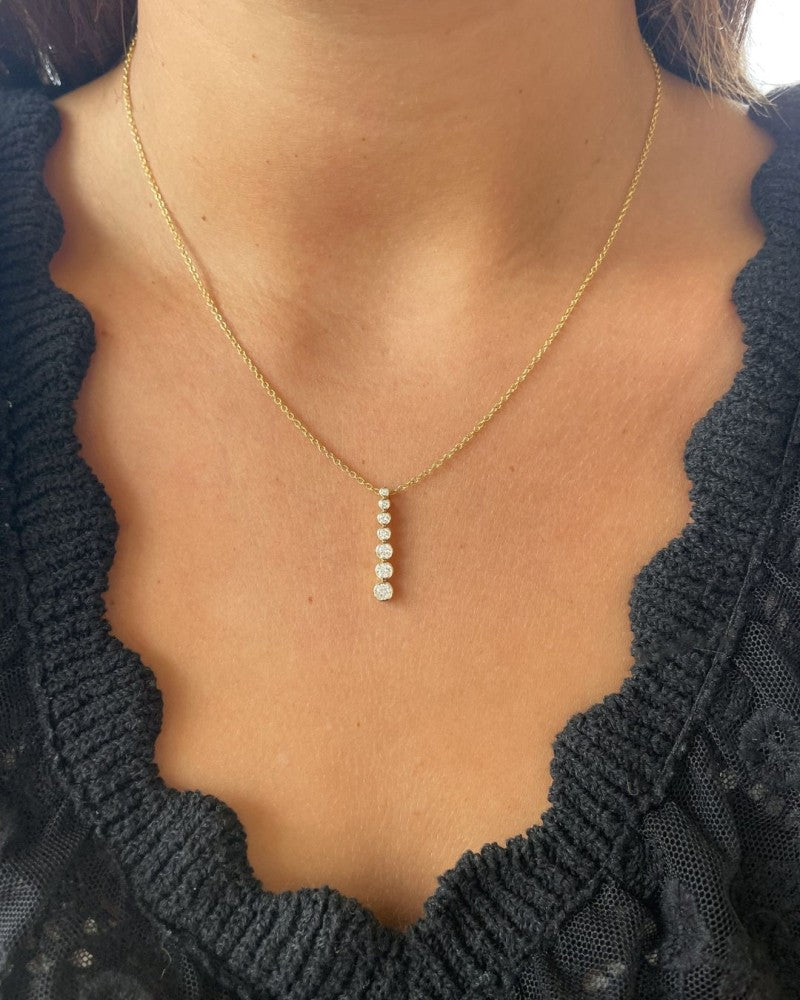 Geelgouden Diamanten Collier met Briljanten in Oplopende Grootte – 14 Karaat Goud & 0,50 crt