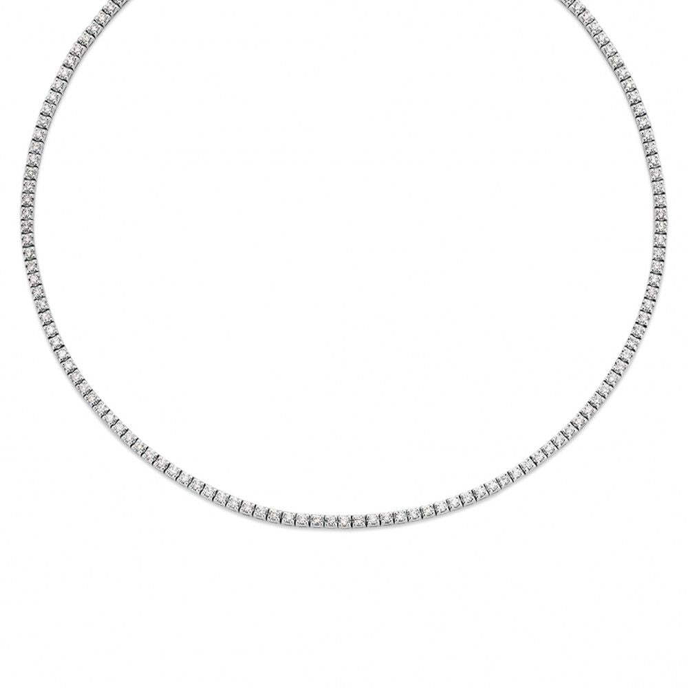 Witgouden tenniscollier met 131 diamanten in chatonzetting, 14 karaat.