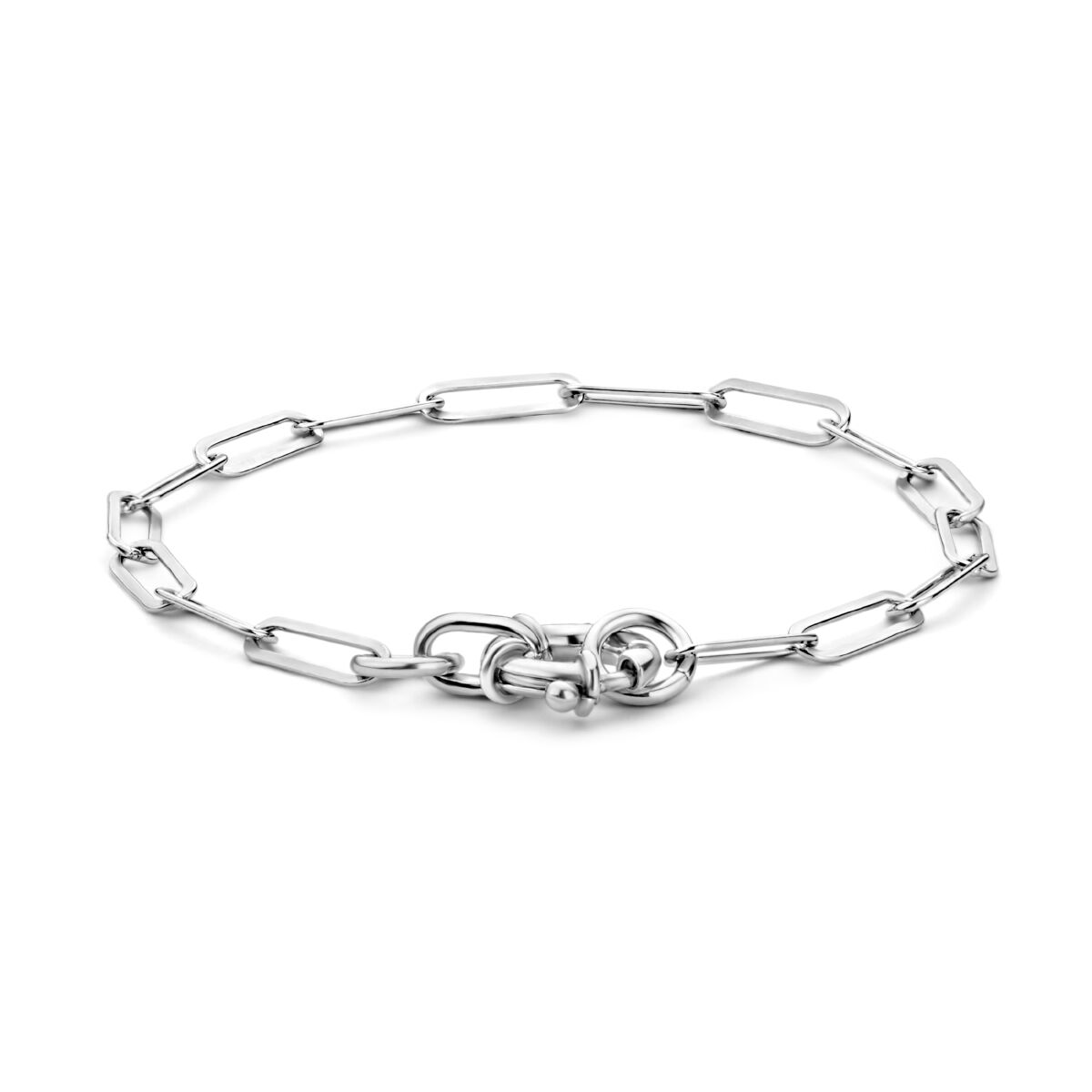 Van der Kooij Collectie armband paperclip platte buis 3,8 mm, 17 cm lang met groot zilver gerhodineerd springslot, elegant gepresenteerd op een witte achtergrond.