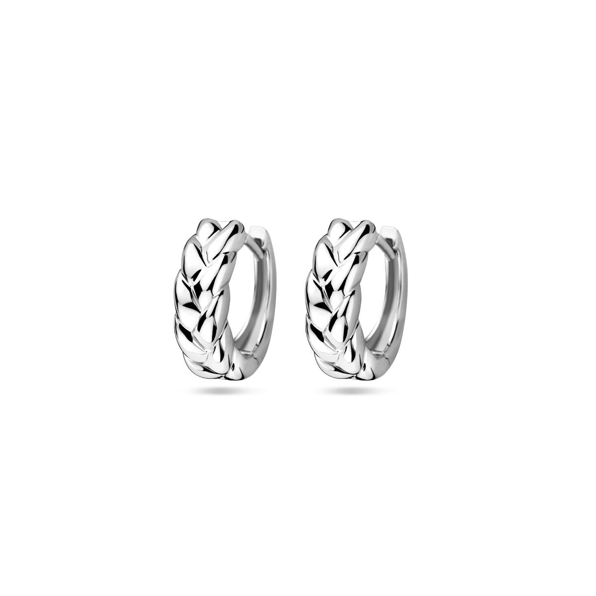Zilveren klapoorringen van 12,5 mm met een gevlochten ontwerp en gerhodineerde afwerking.