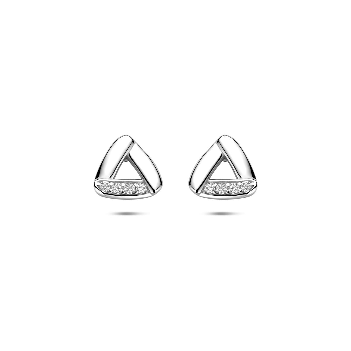 Zilveren oorknopjes van gerhodineerd 925 zilver met een driehoekige vorm en zirkonia-steentjes.