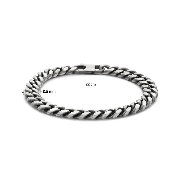 De armband oxi gourmette 6-zijdes geslepen 8,5 mm zilver geoxideerd van Van der Kooij Collectie, 22 cm lang en 8,5 mm breed, wordt getoond op een witte achtergrond.
