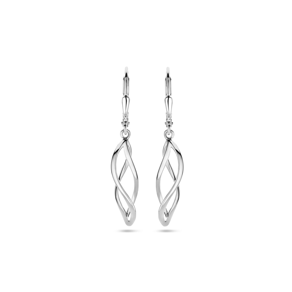Zilveren gerhodineerde oorhangers met een elegante, gedraaide vorm en haaksluiting van 36 mm.