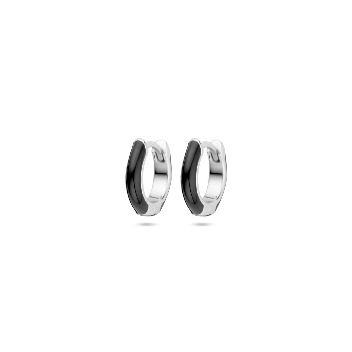 Zilveren klapoorringen van 10,5 mm met een gerhodineerde afwerking en zwarte emaille.
