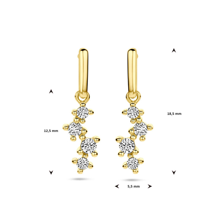 Van der Kooij Collectie oorhangers zirkonia 14K geelgoud: drie verticale clusters ronde zirkonia, dames sieraden, 18,5 mm lang en 12,5 mm breed vanaf de haak, gefotografeerd op een witte achtergrond.