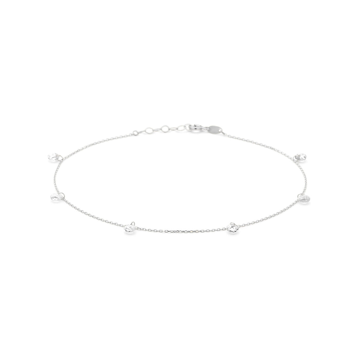 Enkelbandje van gerhodineerd zilver met zirkonia steentjes van 1,0 mm, lengte 24 + 2 cm.