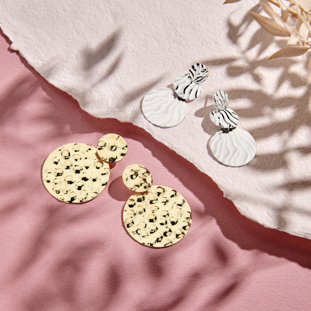 Ohrringe geprägtes Silber rhodiniert