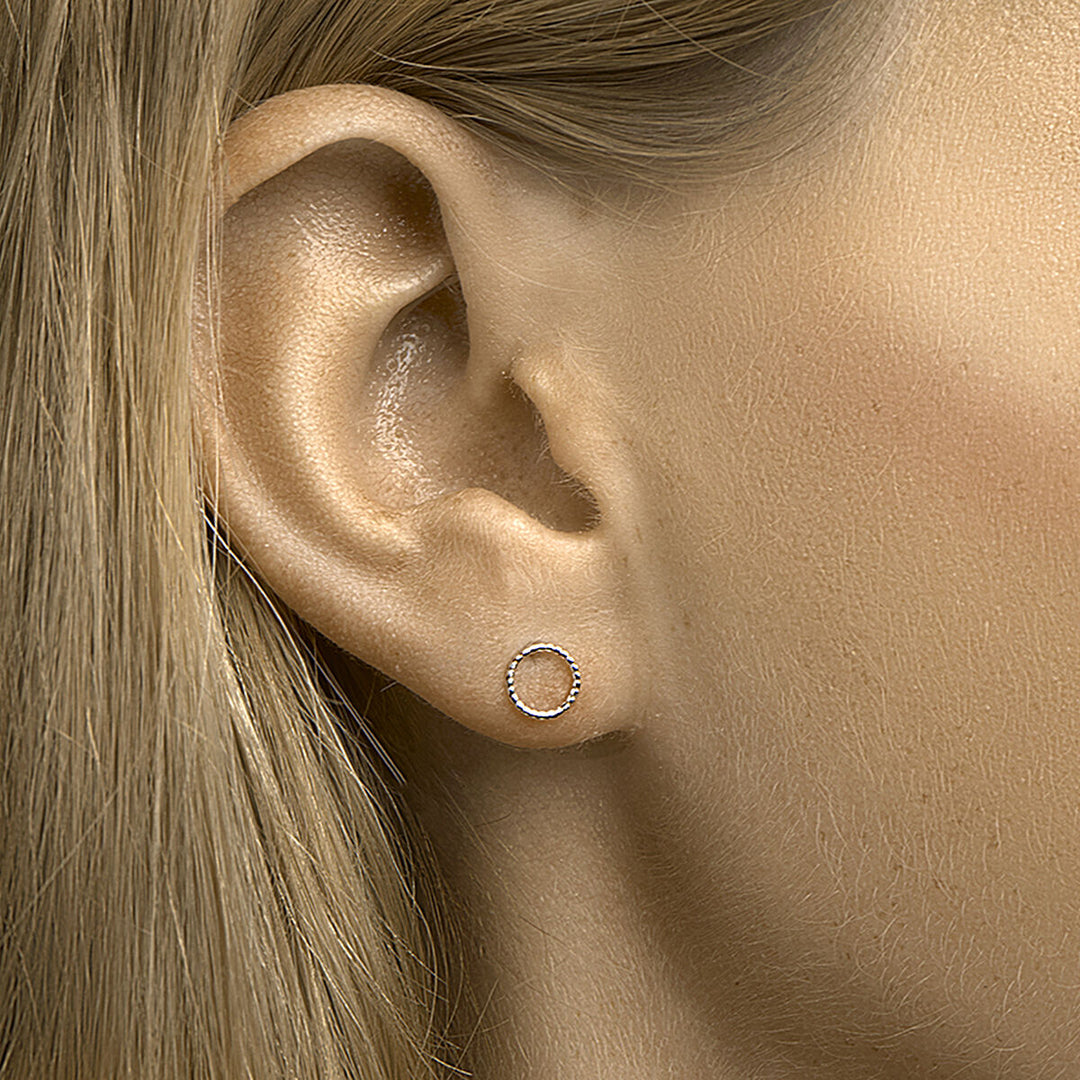ear studs round silver rhodium plated