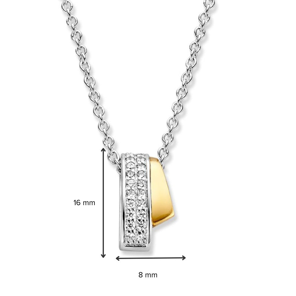 De Excellent Jewelry zilveren en gouden hanger met witte zirkoon heeft twee overlappende vormen: een zilveren staaf met heldere stenen en een goudkleurig accent. De hanger is 16 mm bij 8 mm en weegt 0,4 gram.
