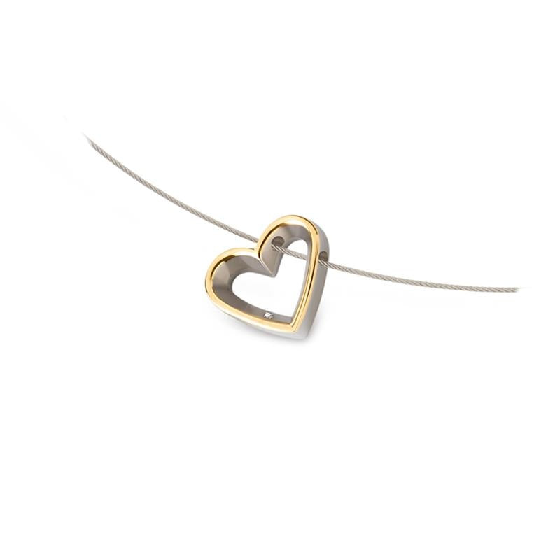 De Boccia Titanium Hanger Bicolor dia 1/0.05 (07014-02) is een delicate ketting met een hartvormige hanger van goud en zilver met een klein diamantje aan een dunne zilveren ketting, tegen een witte achtergrond.