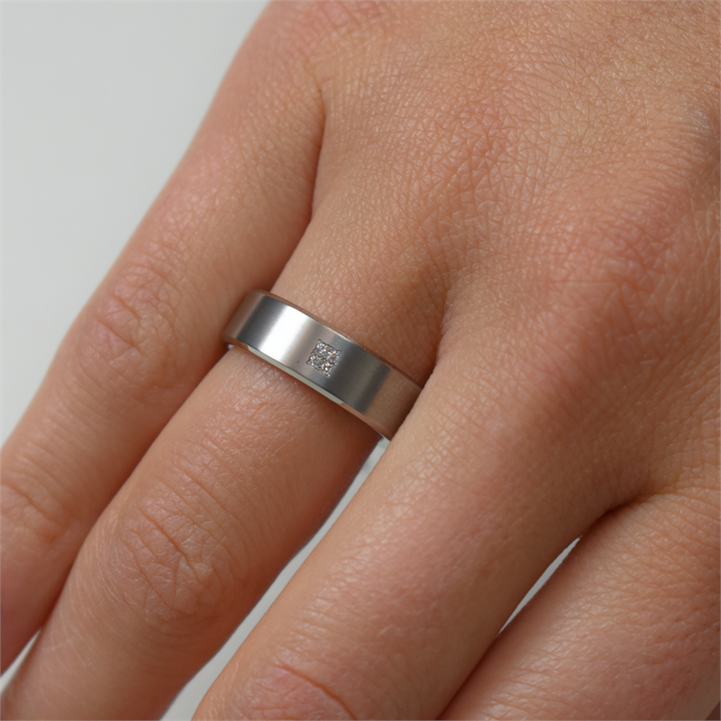 Boccia Titanium Ring dia 4/0.02 - 0101-12