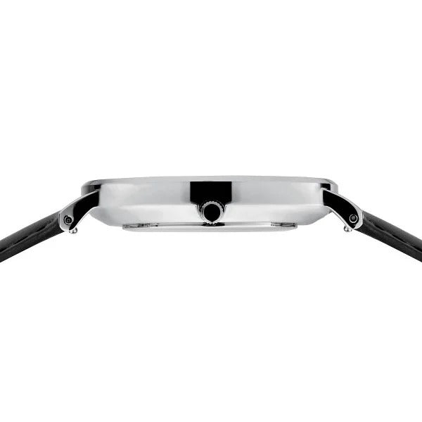 Zijaanzicht van Bering 14040-404: een slank horloge met een ronde zilverkleurige kast, quartz uurwerk, kleine centrale kroon en zwarte leren banden aan beide zijden.