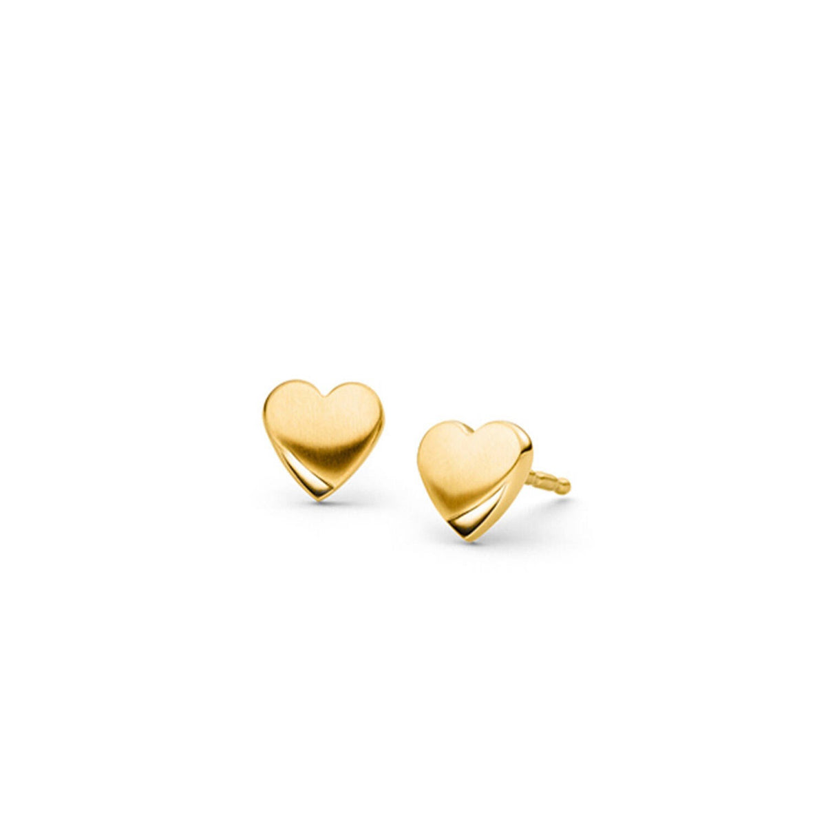 Gouden hartvormige oorstekers van titanium met een glanzende afwerking.