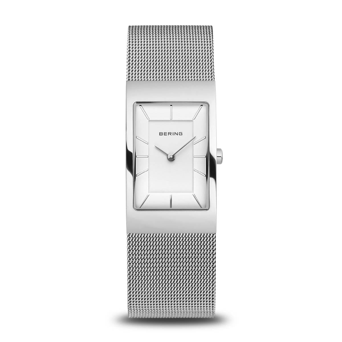Zilveren dameshorloge met een witte wijzerplaat en een mesh-band.