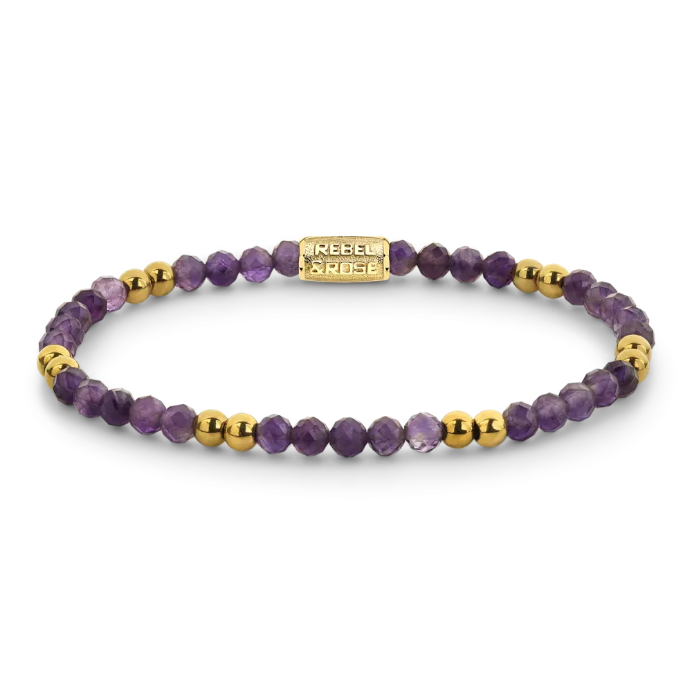 Paarse armband van amethist met gouden kralen en een opvallende sluiting.