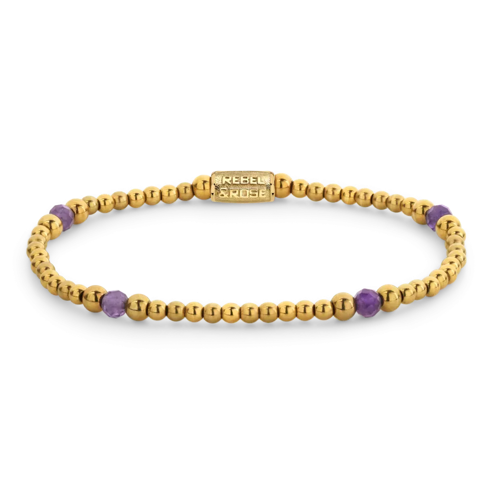 Gouden armband met paarse edelstenen en een schakelpatroon van bolletjes.