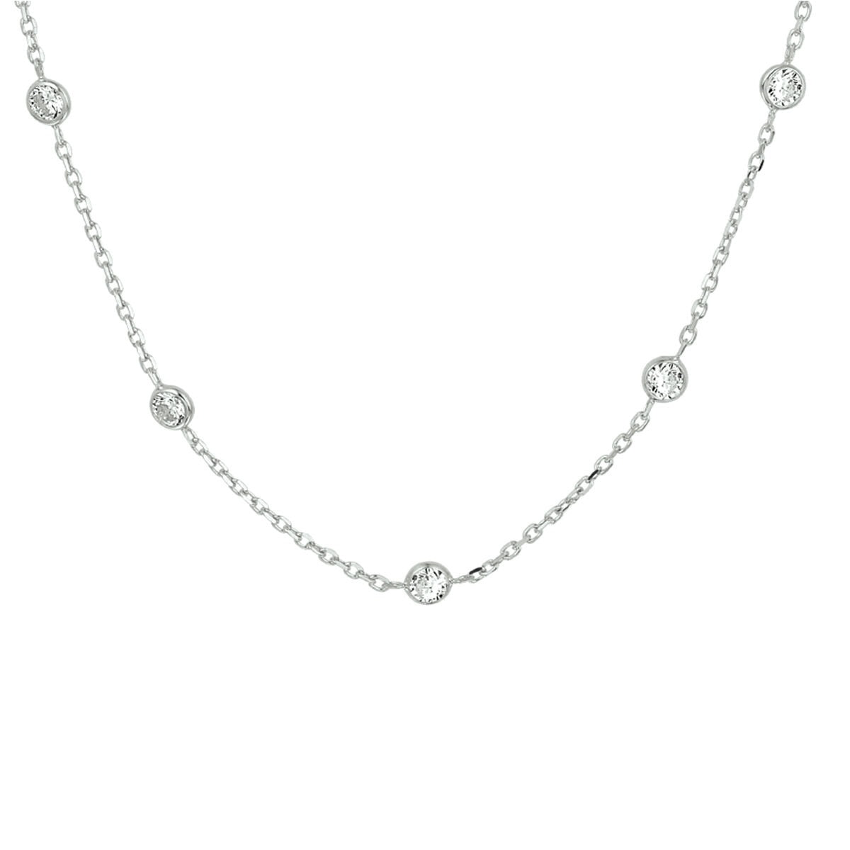 Zilveren anker collier van gerhodineerd 925 zilver met zirkonia details.