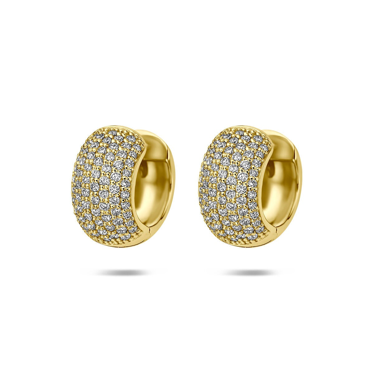 Geelgouden klapoorringen bezet met lab grown diamanten in een glanzende afwerking.