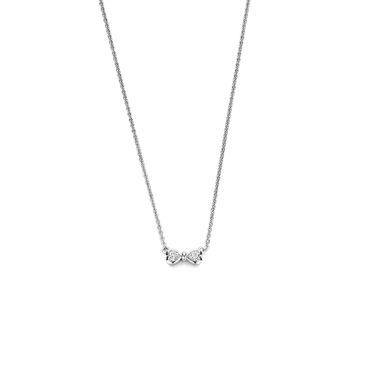 Zilveren ketting met hartvormig detail en zirkonia, verstelbaar van 42 tot 45 cm.