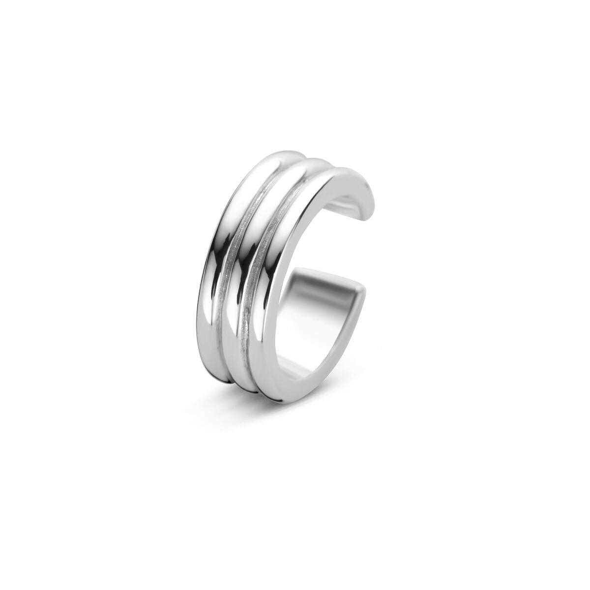 Zilveren gerhodineerde ear cuff met minimalistisch design en drie strakke ringen.