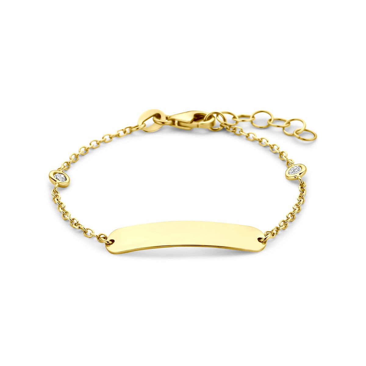 Geelgouden baby graveerarmband met een gladde, rechte plaat en lab grown diamantjes aan de zijkanten.
