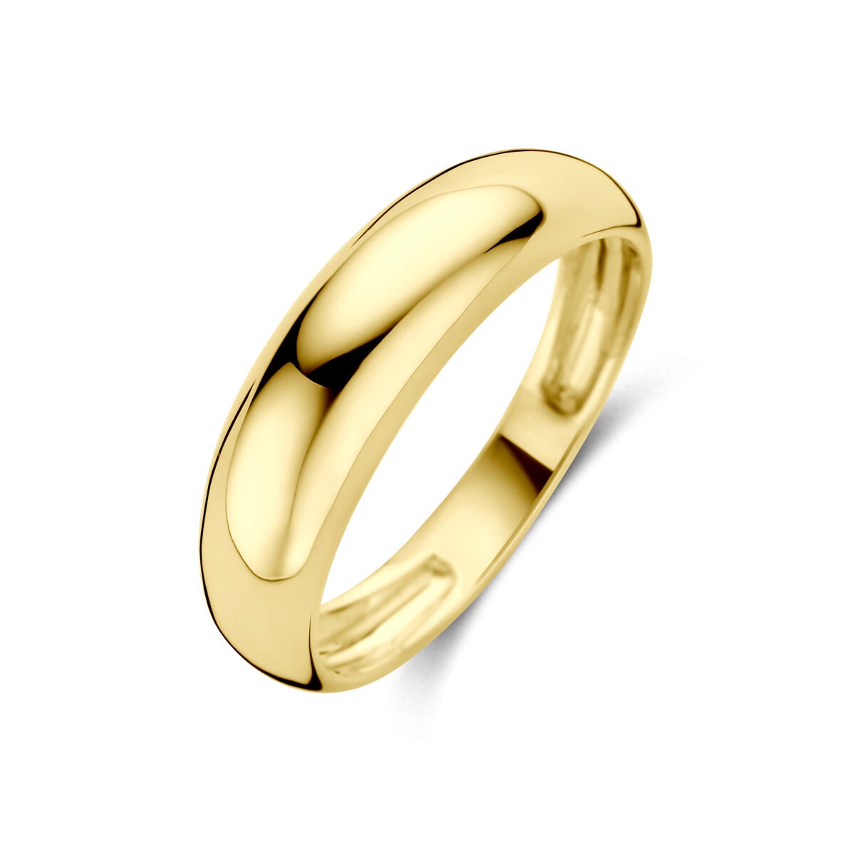 Geelgouden damesring met een breedte van 5,5 mm en een gladde, glanzende afwerking.