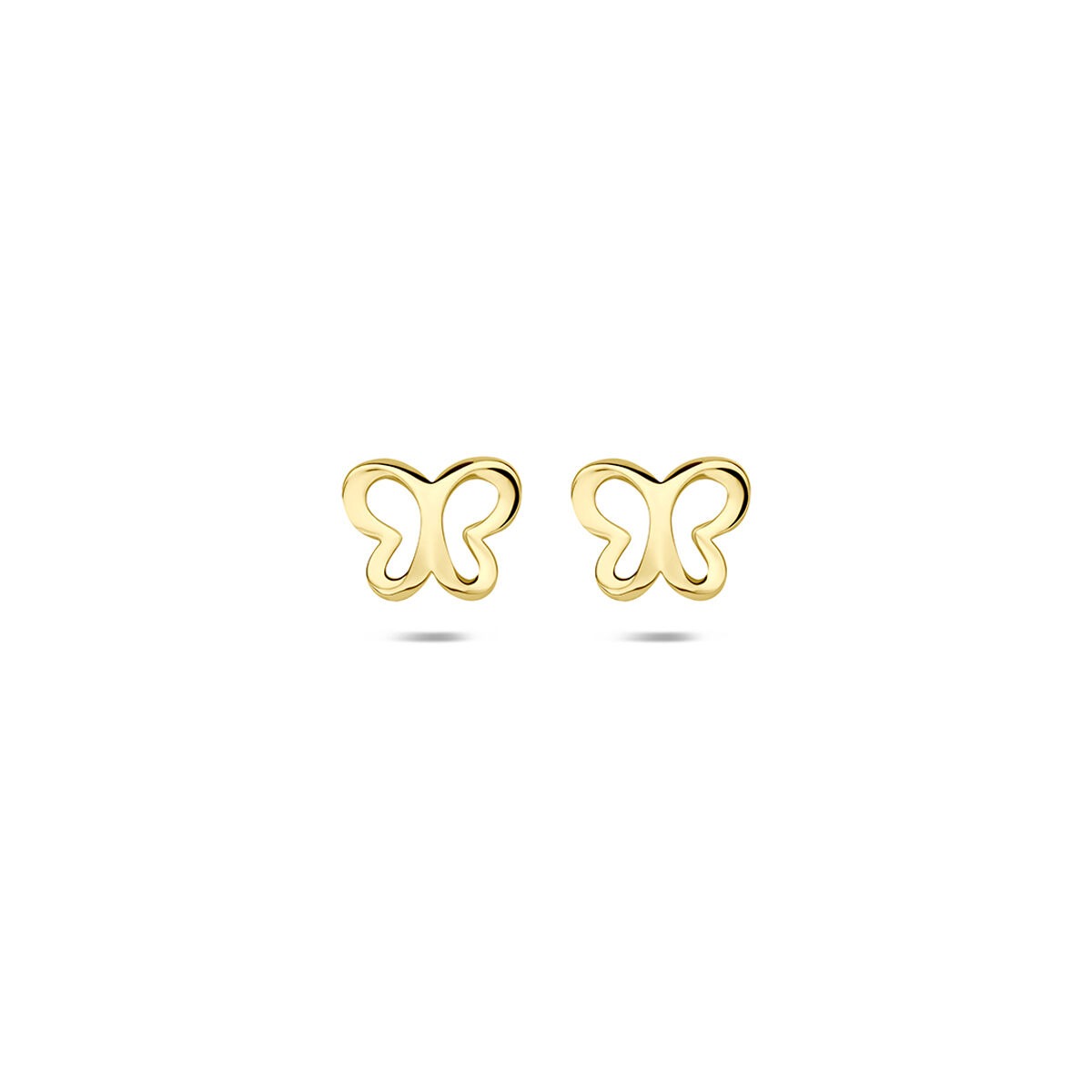 Geelgouden oorknoppen in de vorm van een vlinder met opengewerkt design.