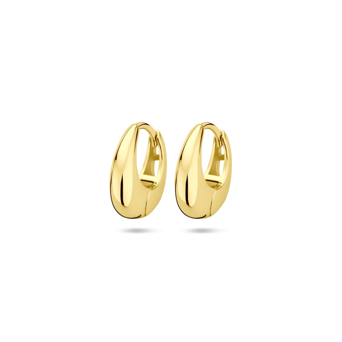 Vergulde zilveren klapoorringen met een gladde, ovale vorm van 13,5 x 4,5 mm.