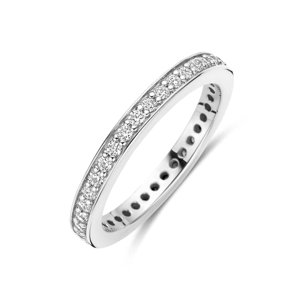 Gerhodineerde 925 zilveren ring met een rij van kleine zirkonia steentjes van 2,5 mm.