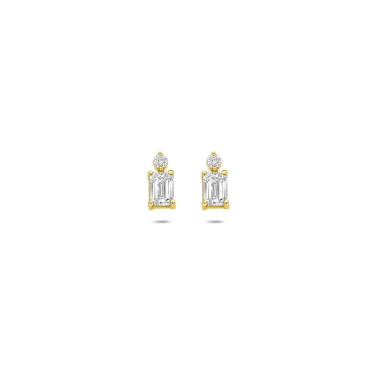 Geelgouden oorknopjes met lab grown diamant, vierkante en ronde vormen, met een glanzende afwerking.