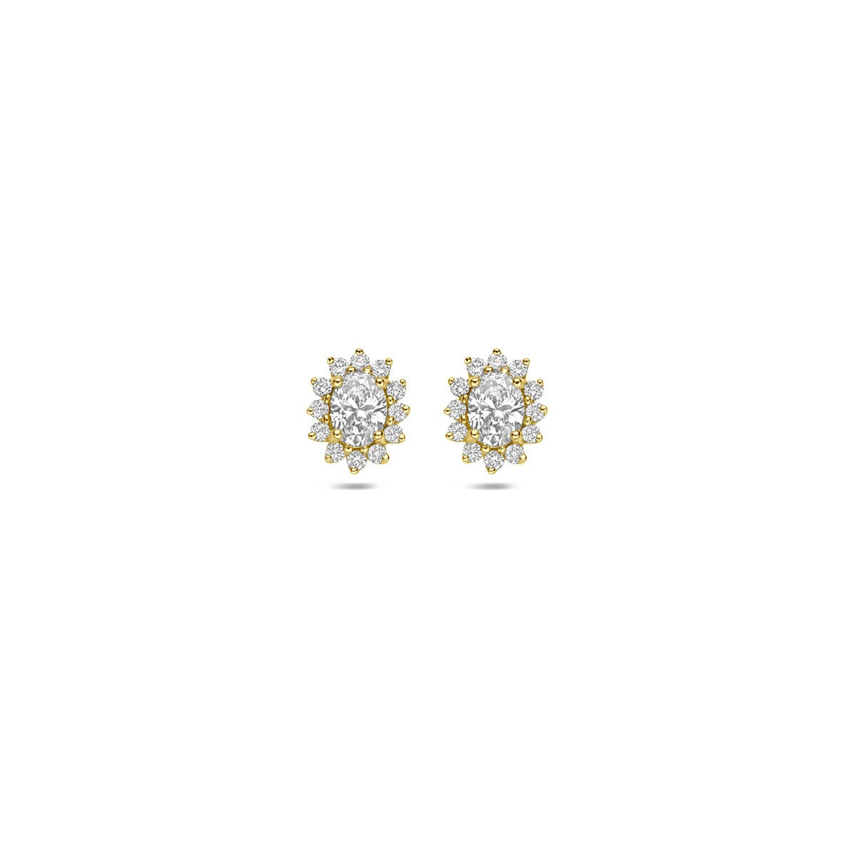 Geelgouden oorknoppen met lab grown diamant, bloemvormig design en een centrale diamant omringd door kleinere steentjes.