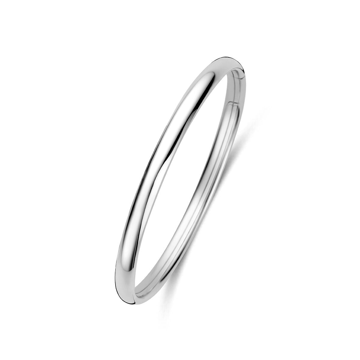 Gerhodineerde 925 zilveren bangle met een gladde, glanzende afwerking en een slanke, ronde vorm.