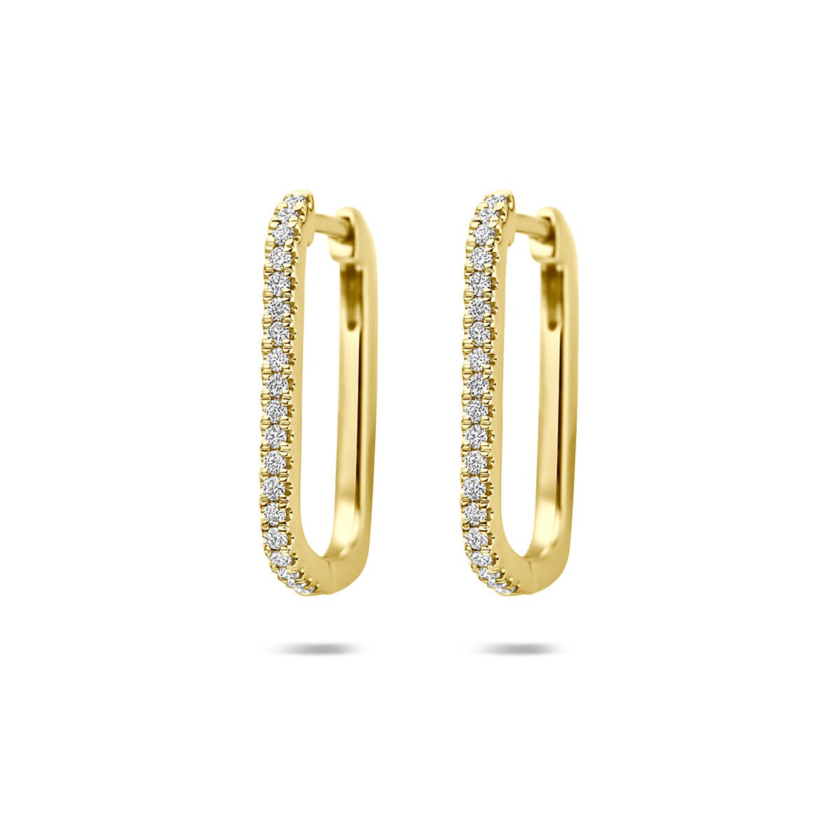 Geelgouden klapoorringen met lab grown diamanten, afgewerkt met een rij van sprankelende steentjes.