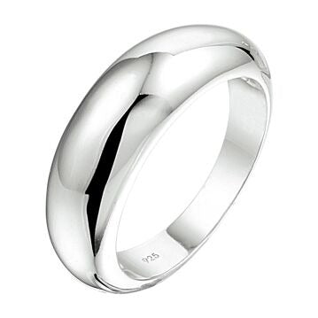 Zilveren damesring met een breedte van 6.5 mm, gladde en glanzende afwerking.