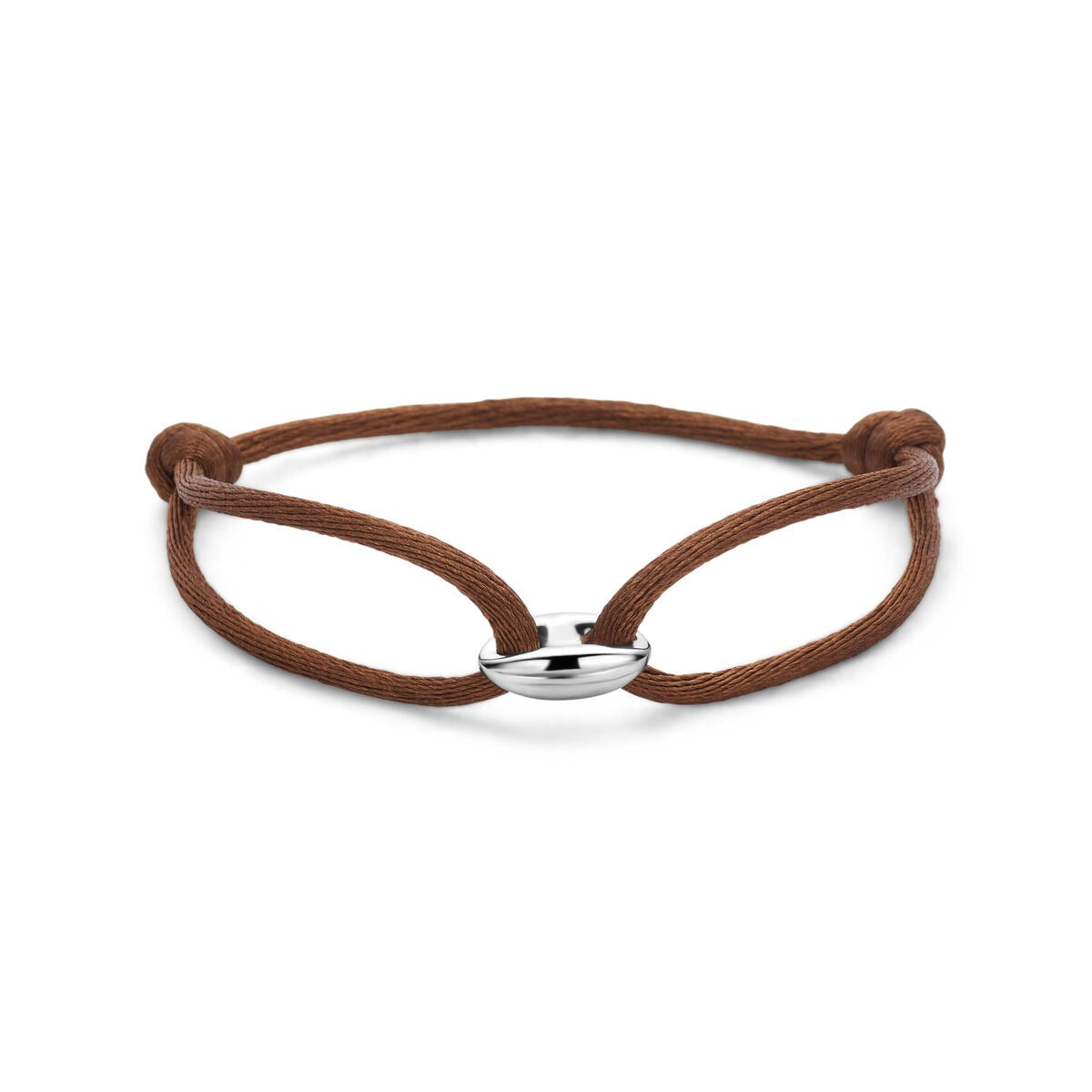Bruine satijnen armband met een zilveren koffieboon als sluiting en een eenvoudige, strakke vorm.
