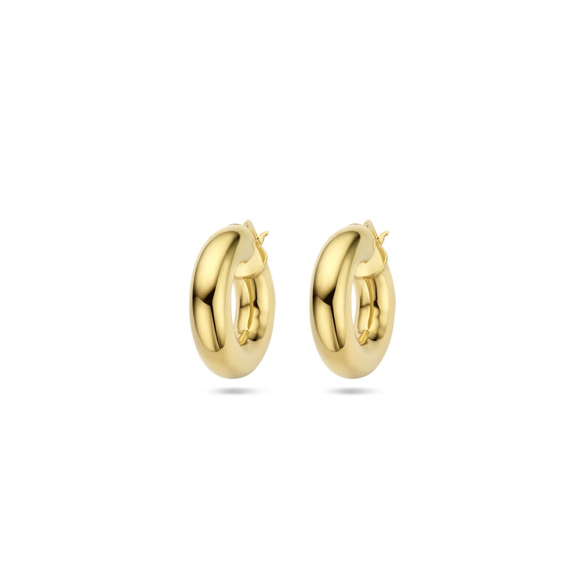 Vergulde zilveren oorringen met een ronde buis van 6 mm, glanzende afwerking.