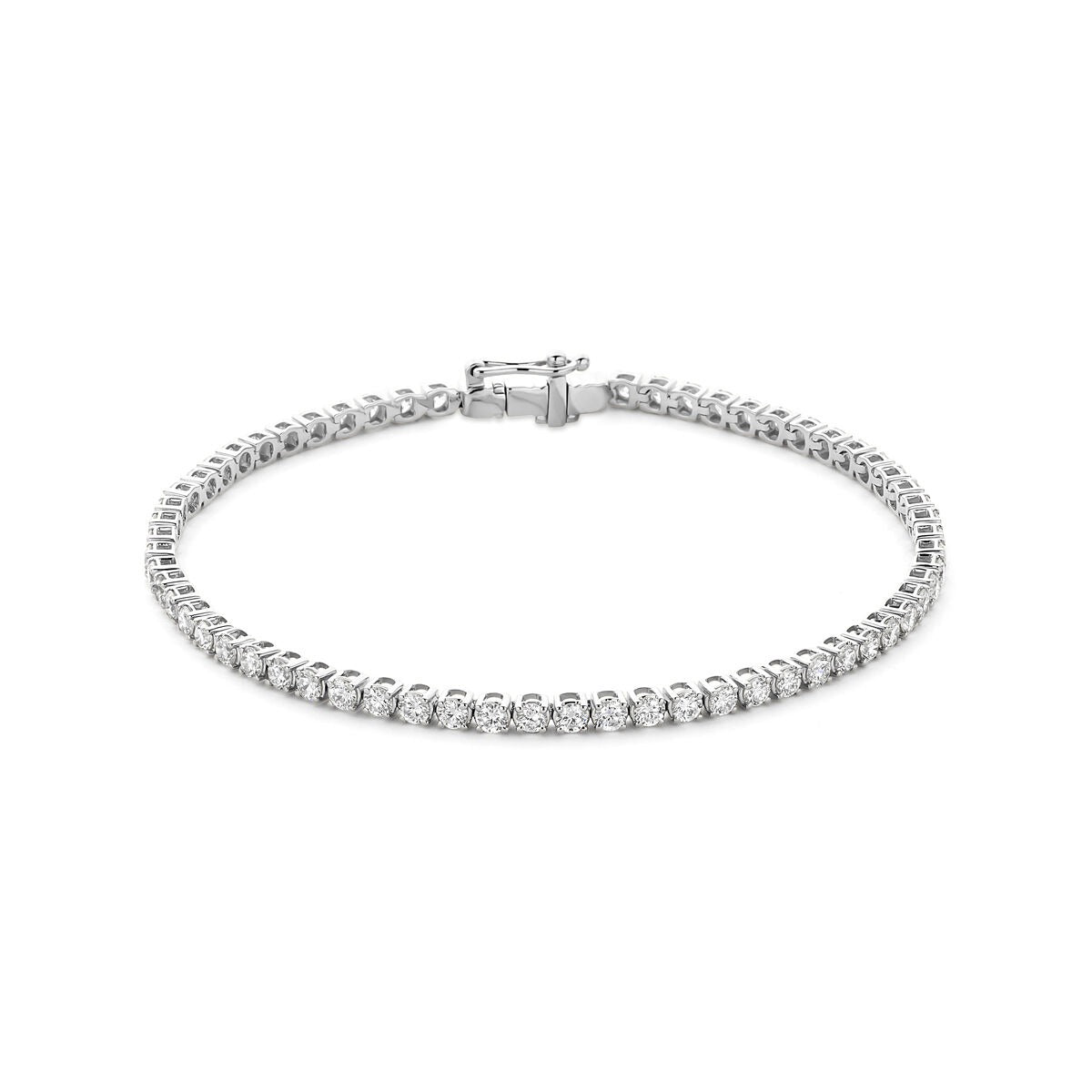 Witgouden tennis armband met lab grown diamanten in een rechte schakelvorm.