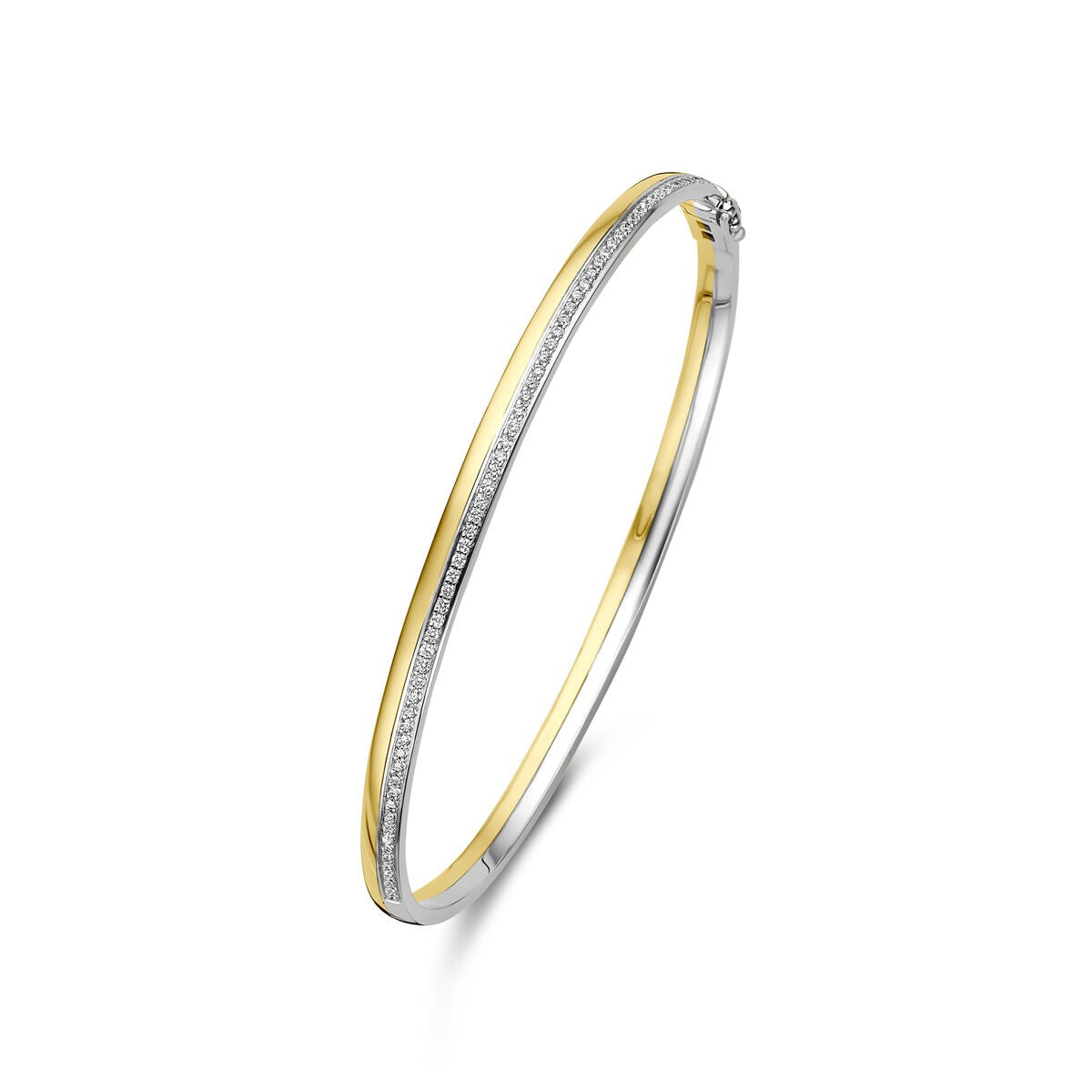 Bicolor gouden bangle van 14k met een glinsterende diamant en een strakke, moderne afwerking.