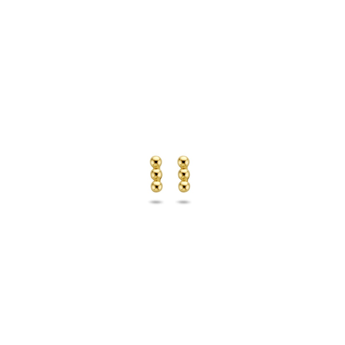 Gouden oorknoppen met drie bolletjes, uitgevoerd in 14k goud.